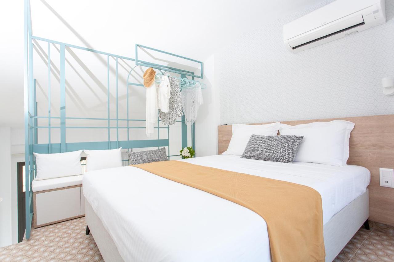 Aella Apartments Nikiti  Eksteriør billede