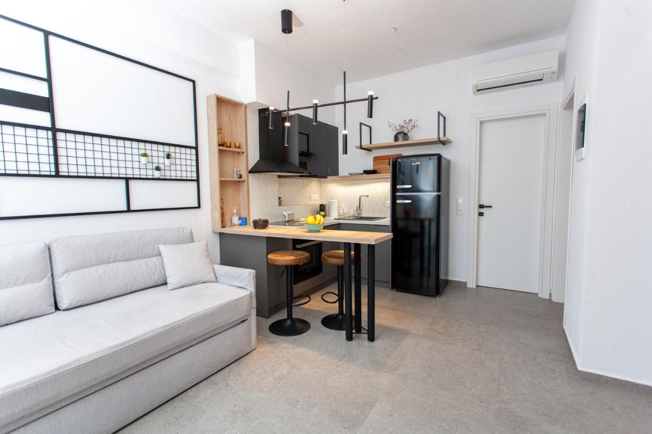 Aella Apartments Nikiti  Eksteriør billede